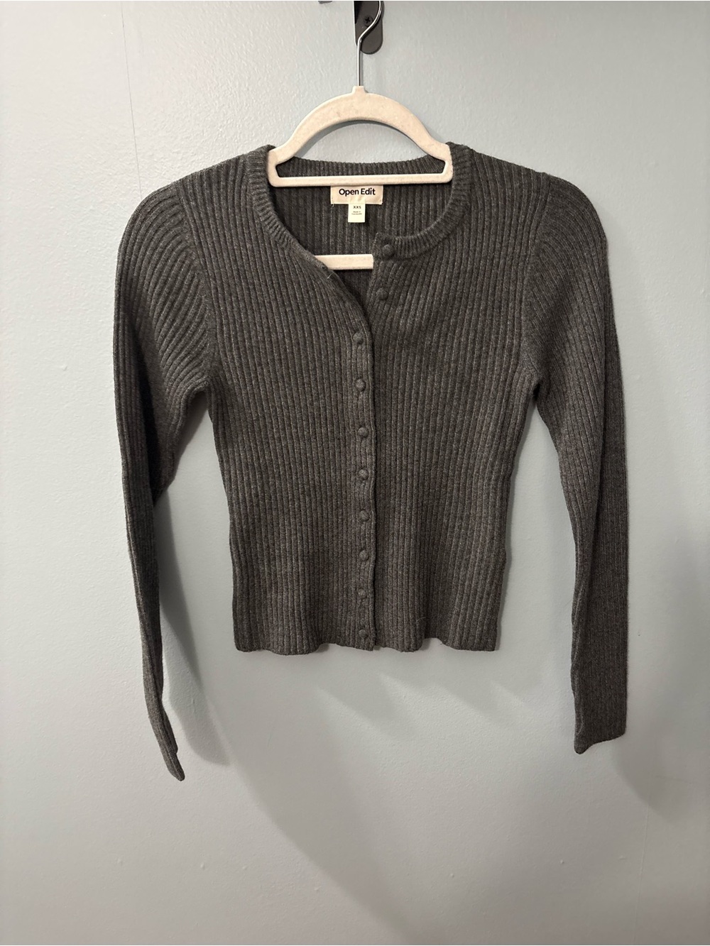 Open Edit Ribbed Button-Up Cardigan in Charcoal